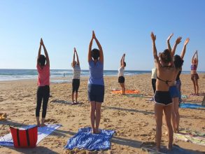 Découverte du yoga sur la plage